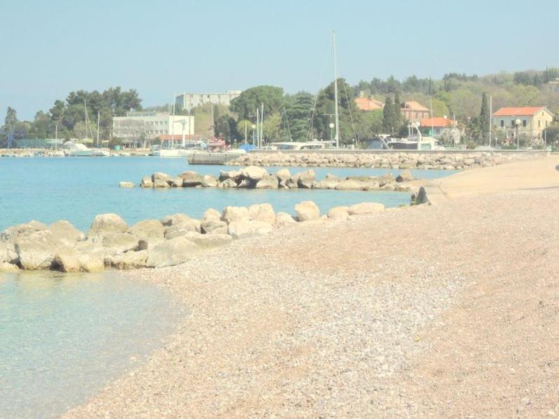 Apartments Milica Malinska Luaran gambar