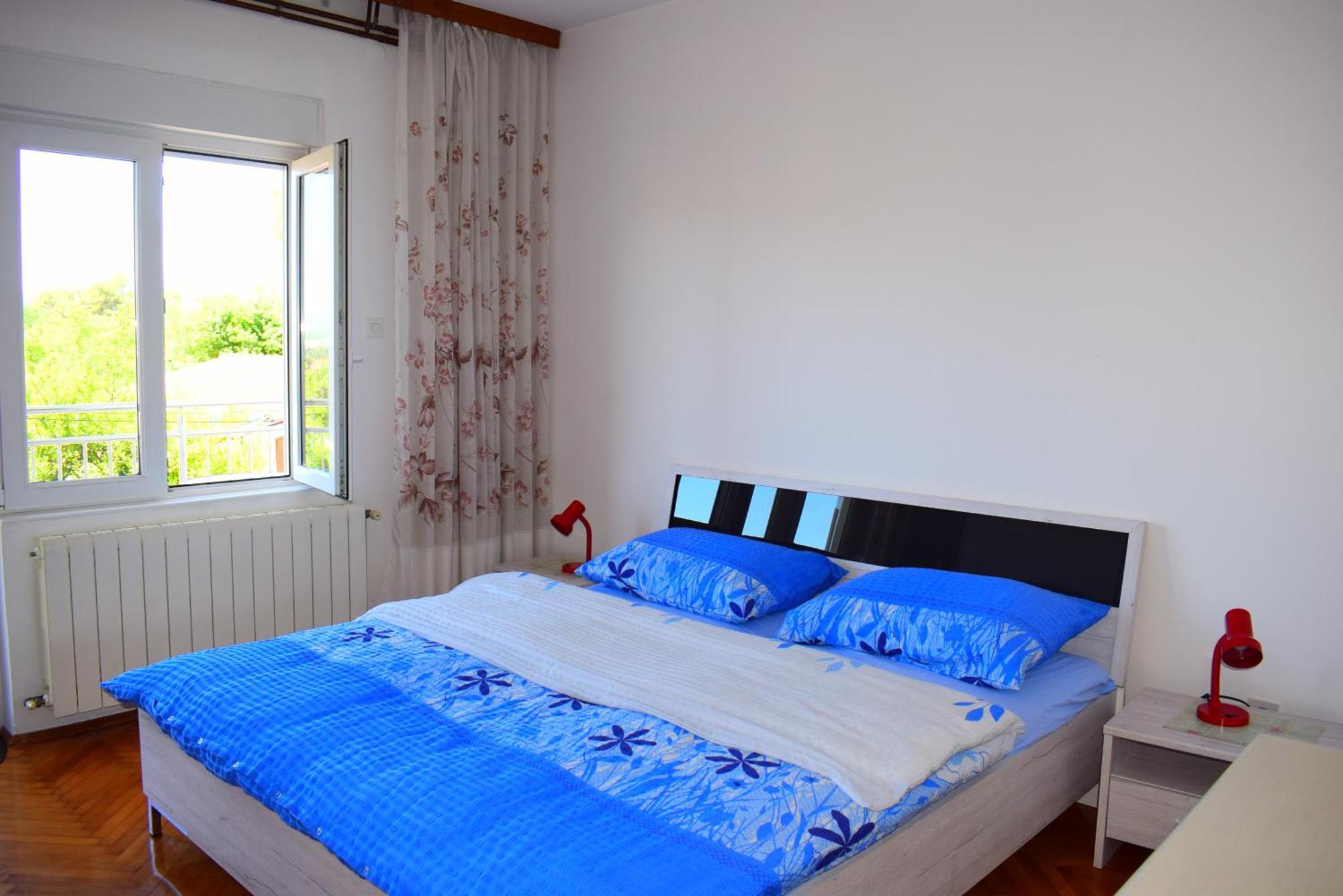Apartments Milica Malinska Bilik gambar