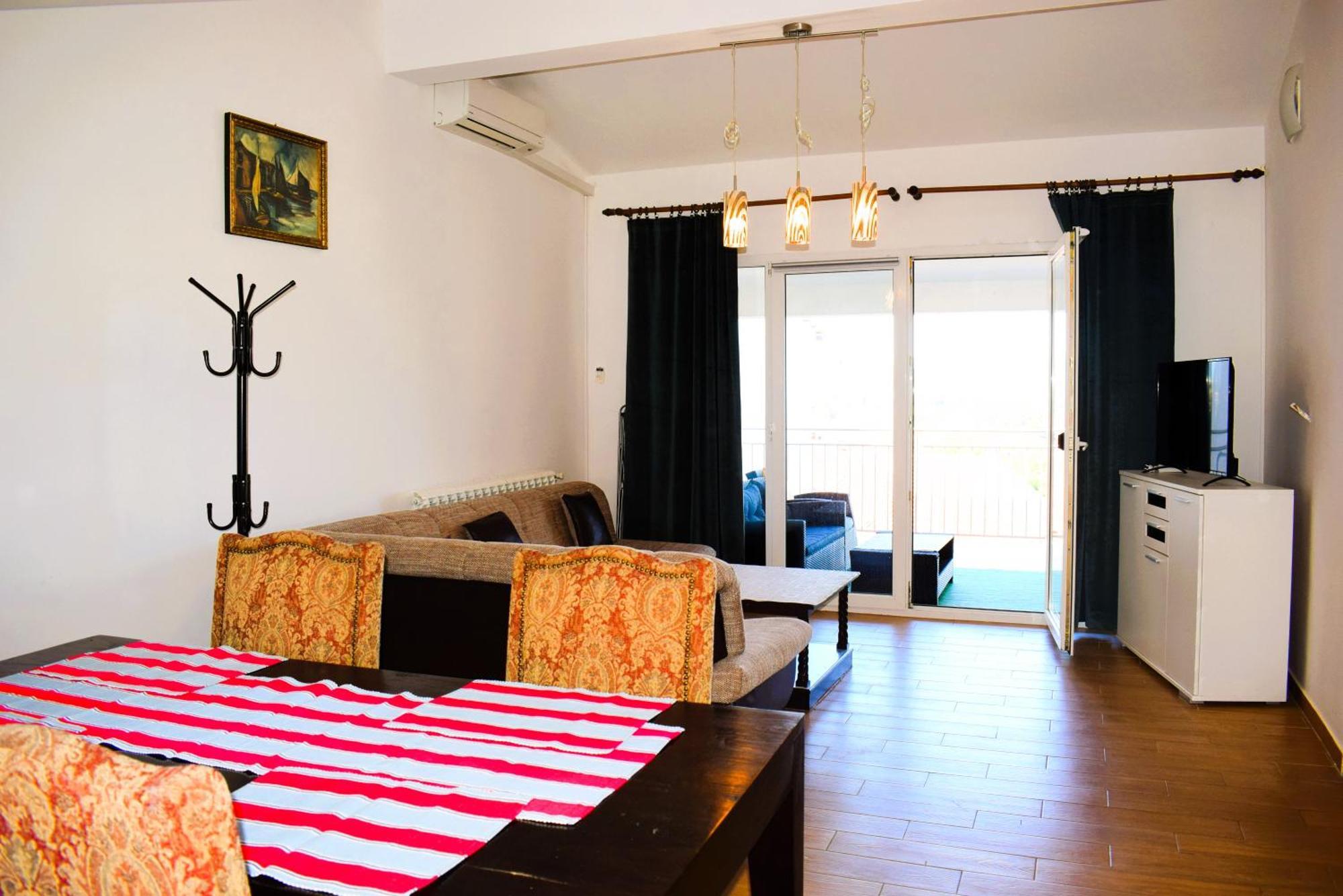 Apartments Milica Malinska Bilik gambar